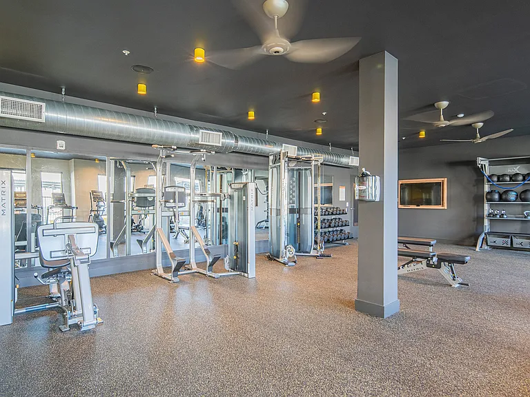 Nollie Fitness Center