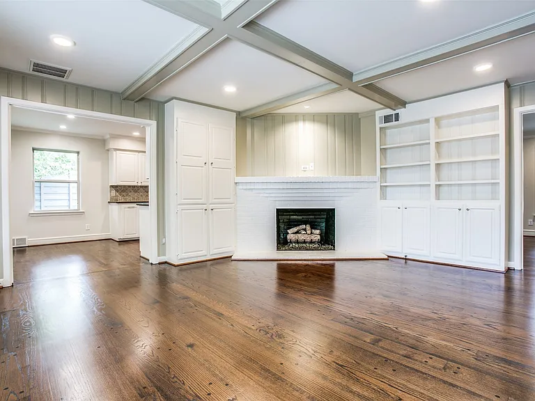 6908 Lavendale Ave — Photo 15