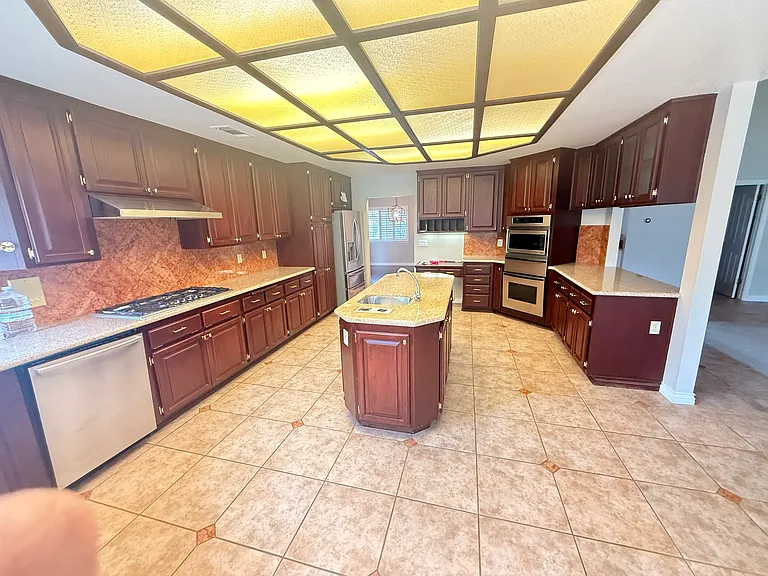 2419 Chauncy Pl — Photo 7