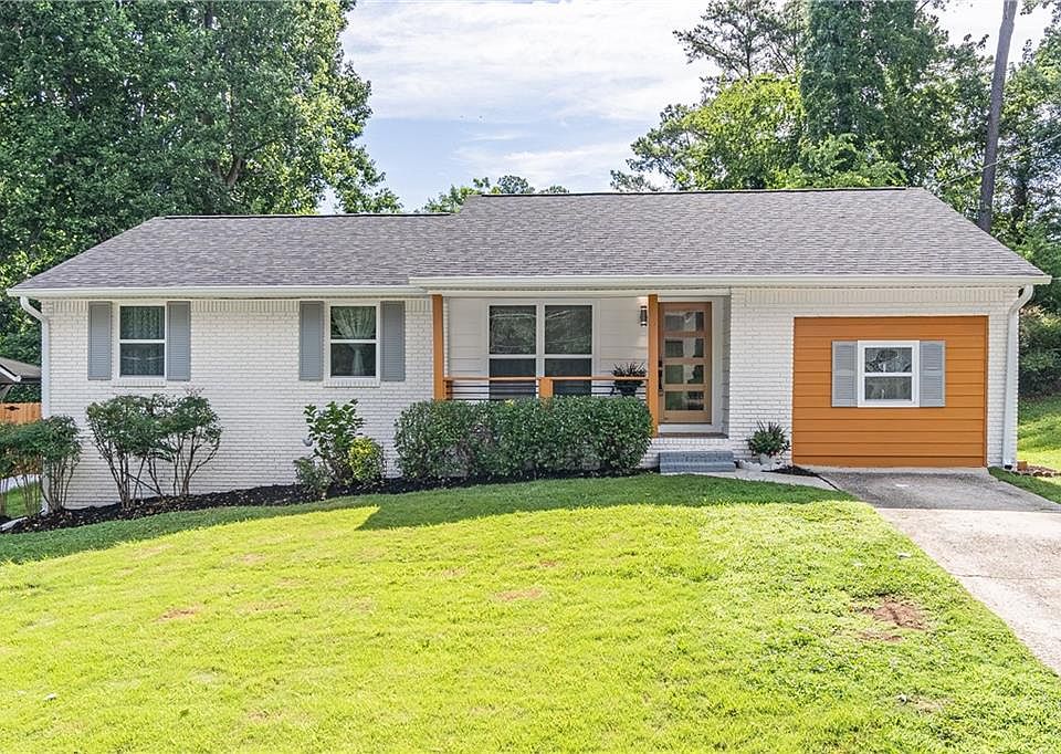 1st image of 2471 Spring Dr SE