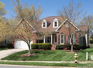 6501 Fairway Point Dr, Charlotte, NC 28269