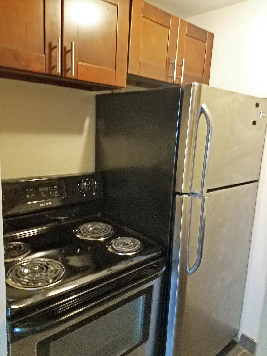 3104 Archwood Ave APT 107 photo 1
