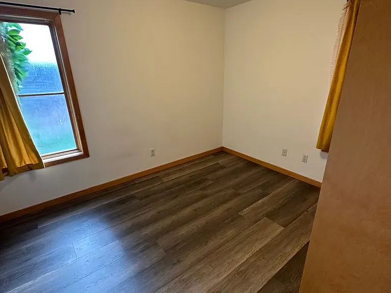 765 Lincoln Ave — Photo 4