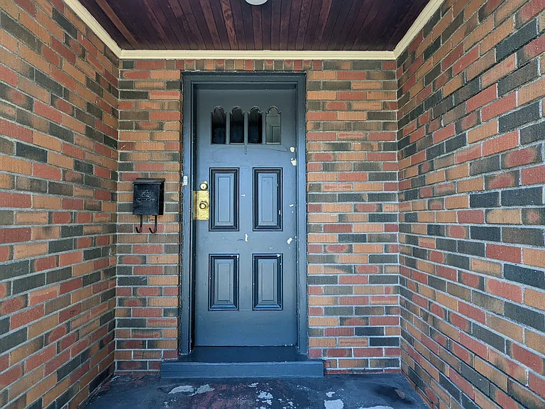 18 Spruce St #1/2 — Photo 15