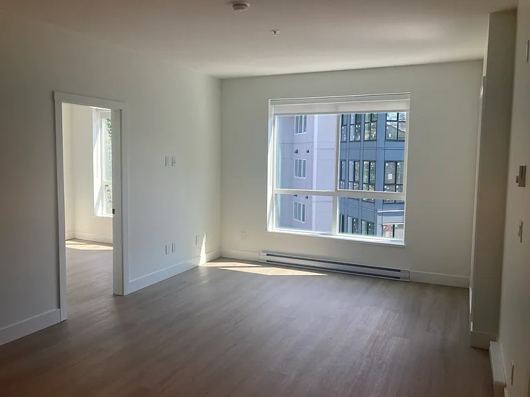 3528 146a St #514 — Photo 11