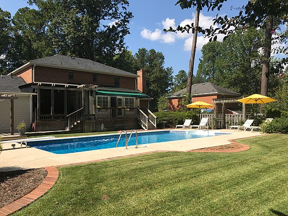 5th image of 160 Stone Mill Dr