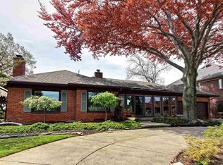 22600 Statler St, Saint Clair Shores, MI 48081