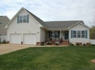 115 Seth Ln, Yorktown, VA 23693
