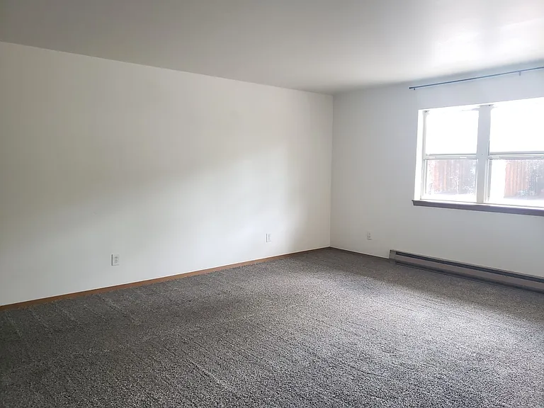 1130 Grand Ave — Photo 4