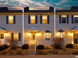 3403 King James Rd, Peoria, IL 61615