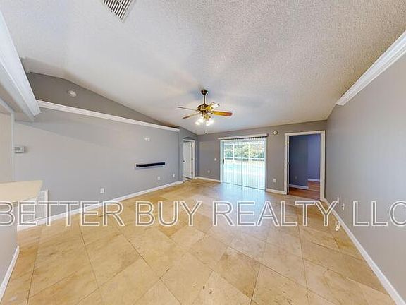 3rd image of 21 Palermo Ln
