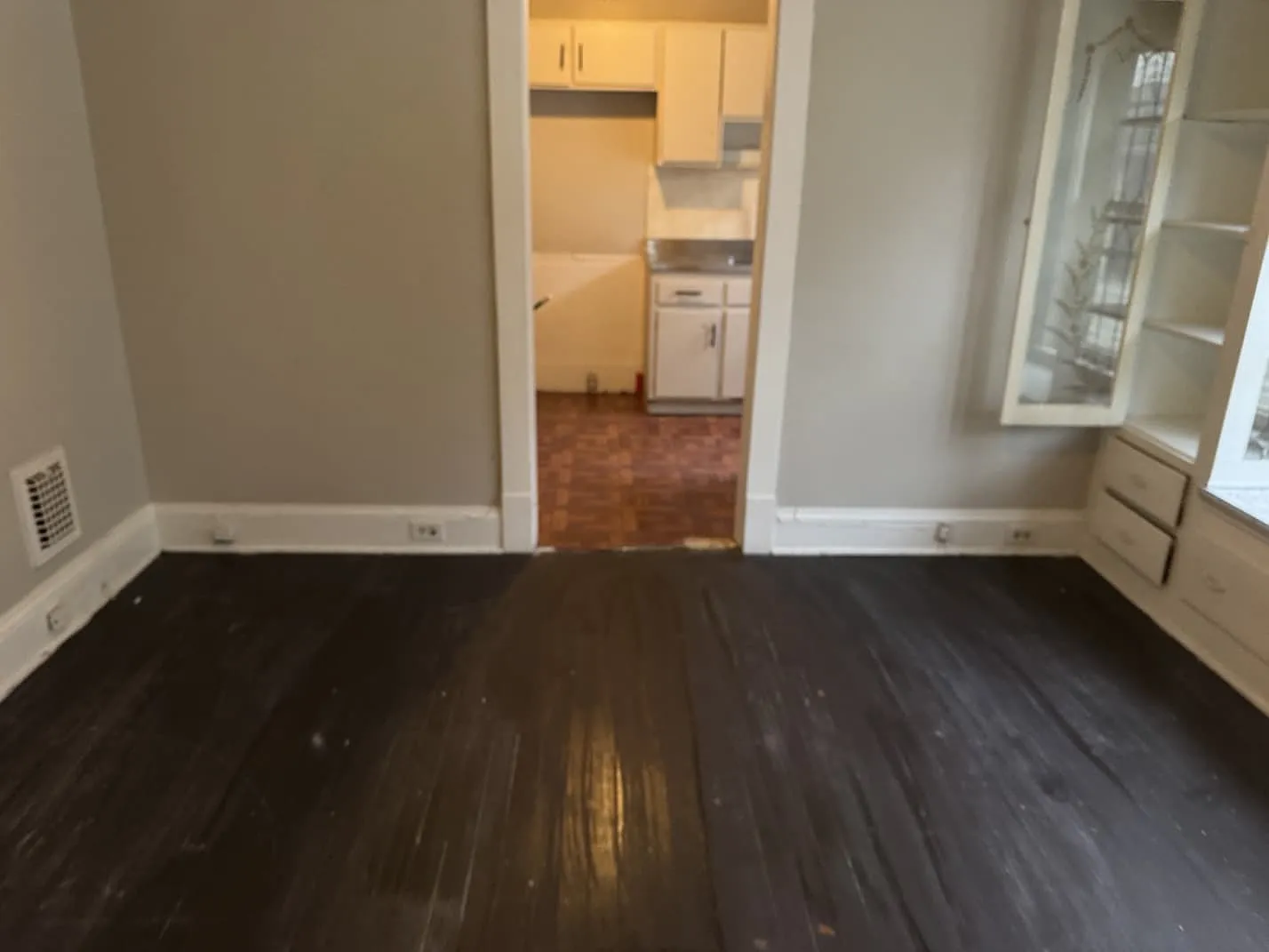 2787 E 127th Cleveland, OH 44120 - 2 — Photo 3