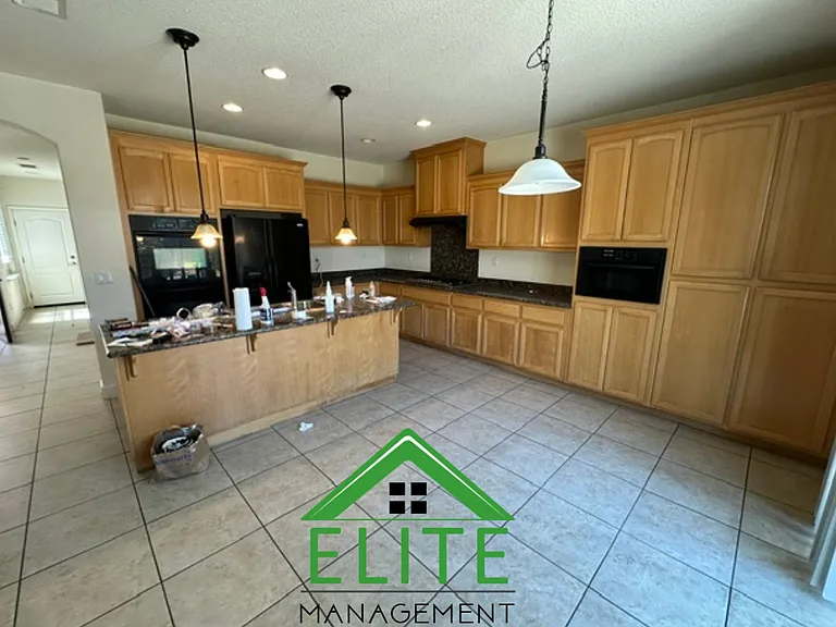 4056 Cuyamaca Cir — Photo 6