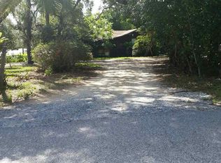 5671 Galvez Rd, Pensacola, FL 32507