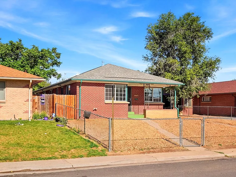 3651 Forest St — Photo 4