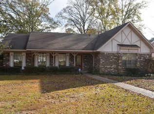918 S 34th Ave, Hattiesburg, MS 39402