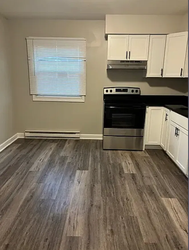 2 bed, 1.5 bath, 1200 sqft, $1,445 — Photo 2