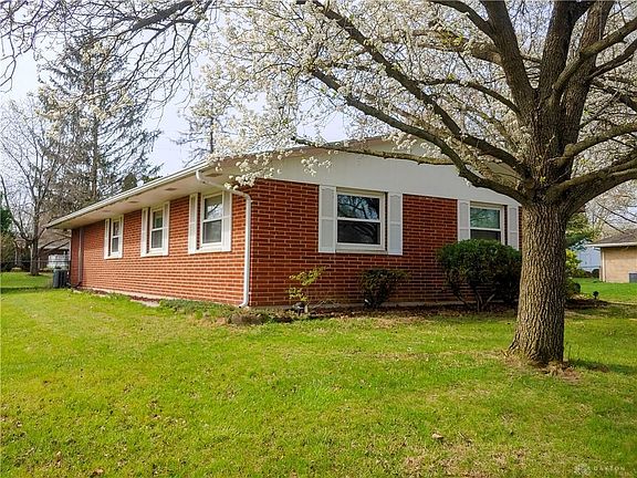 2nd image of 1100 Saratoga Dr