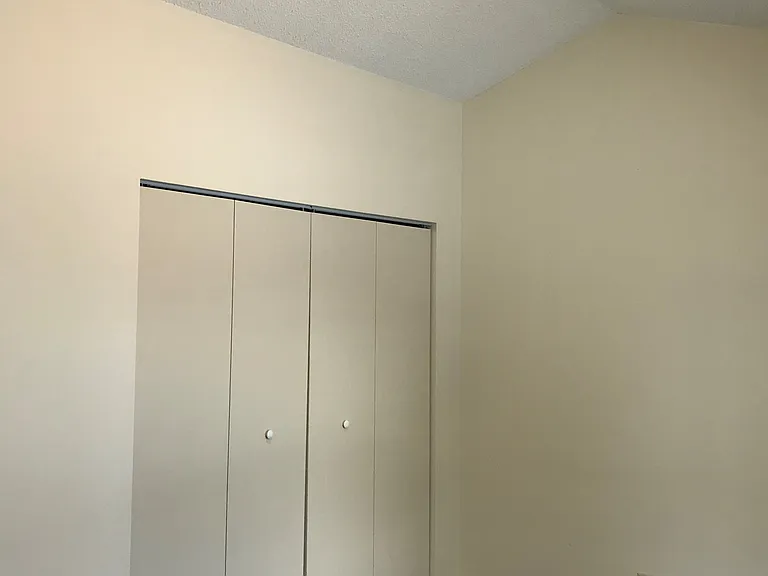 Lakeshore Apartments (Flagstaff) — Photo 12