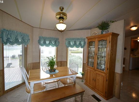 4th image of 16964 SE Laugardia Way