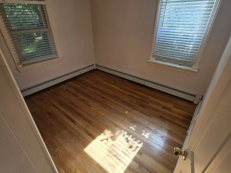 21 Covel Ave — Photo 18