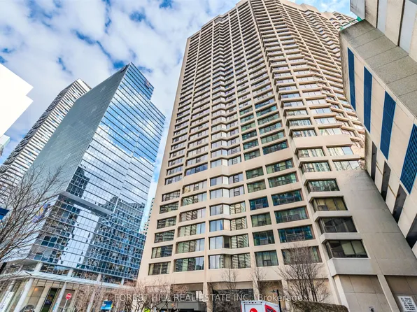 55 Harbour Sq #2313, Toronto, ON M5J 2L1