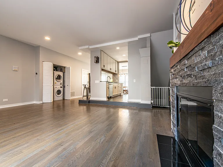 2707 N Halsted St #3 — Photo 19