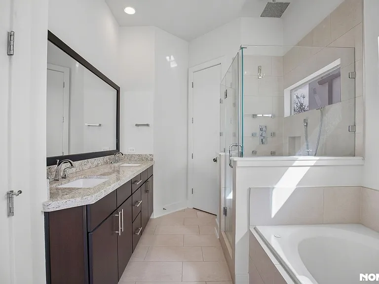 1706 Alamo St — Photo 17