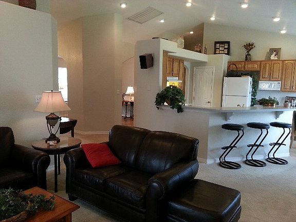 5th image of 7 Sunningdale Ct