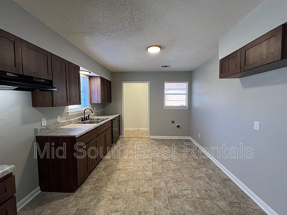 5th image of 4373 Deerland St
