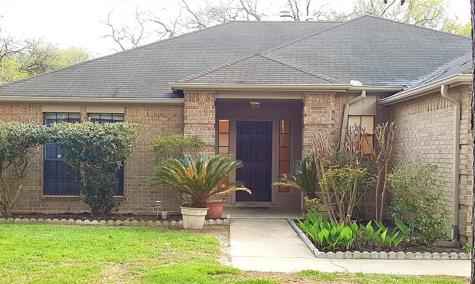 1st image of 13911 Bella Dr