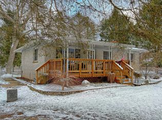 4430 Bluebird Dr, Commerce Township, MI 48382