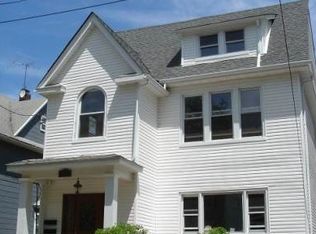 89 W 36th St, Bayonne, NJ 07002