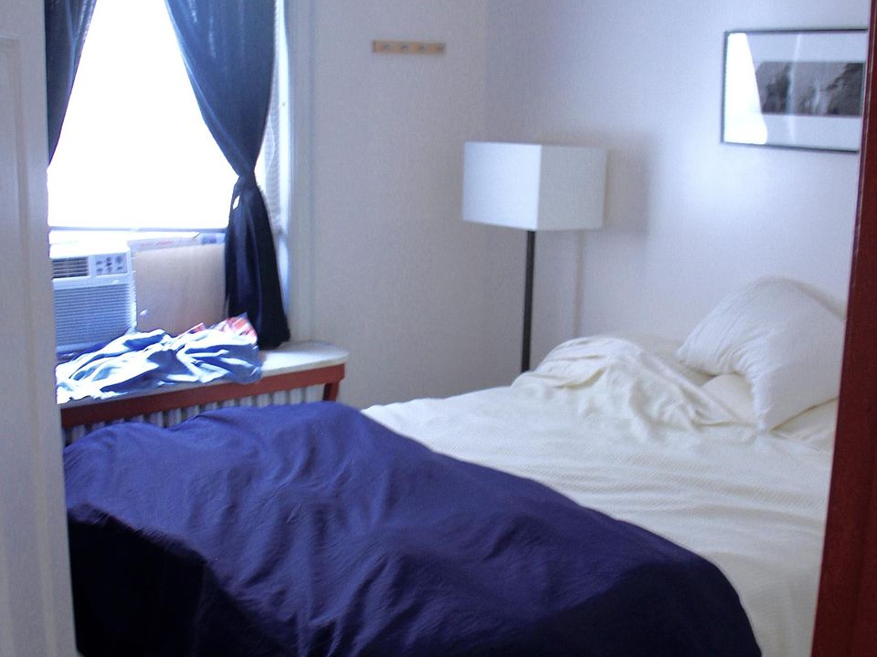 2nd image of 1720 Spruce St #3