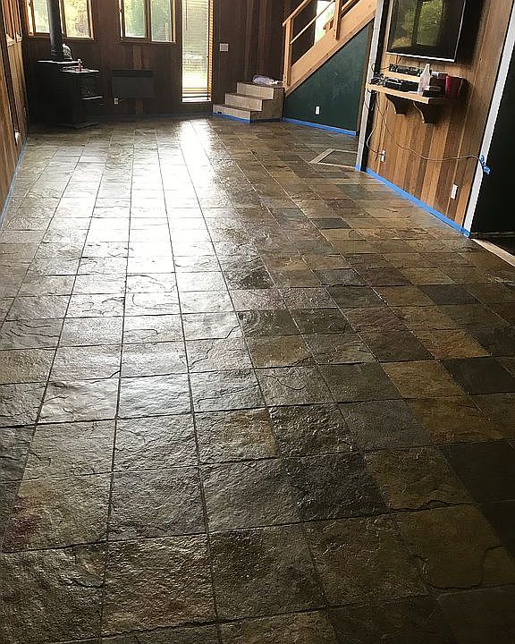2nd image of 890 Treeline Dr