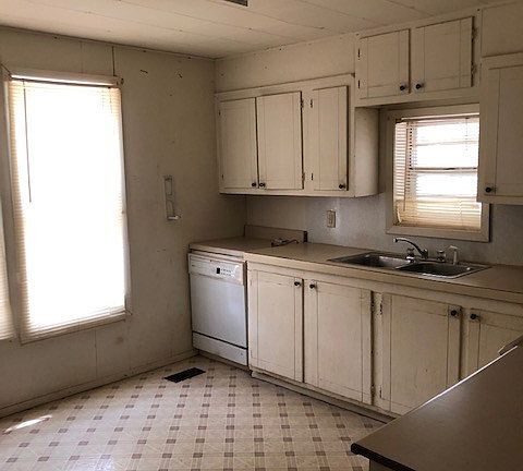 4th image of 1108 Oconnell St