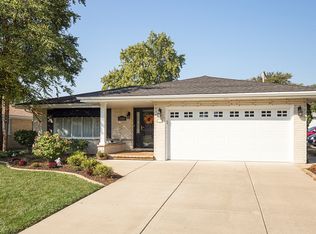10320 S Kostner Ave, Oak Lawn, IL 60453