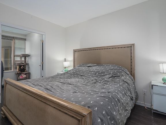5th image of 1177 Hornby St #709