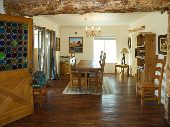 Dining Rm w/Front Views