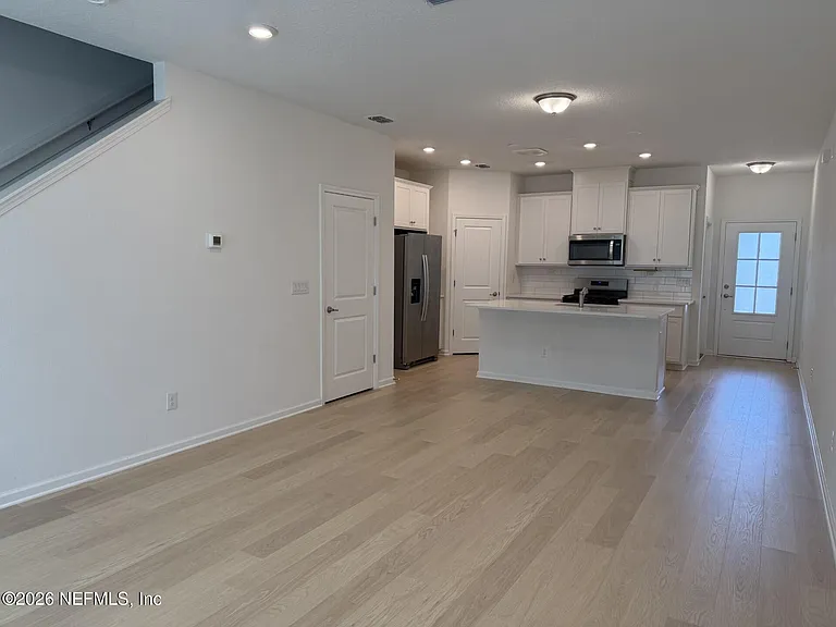 43 Thurnham Ln — Photo 10