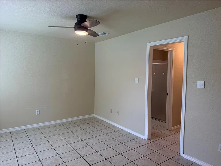 306 Anderson St #A — Photo 11