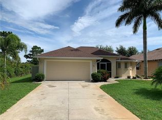266 Albatross Rd, Rotonda West, FL 33947