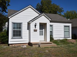 919 3rd St, Graham, TX 76450