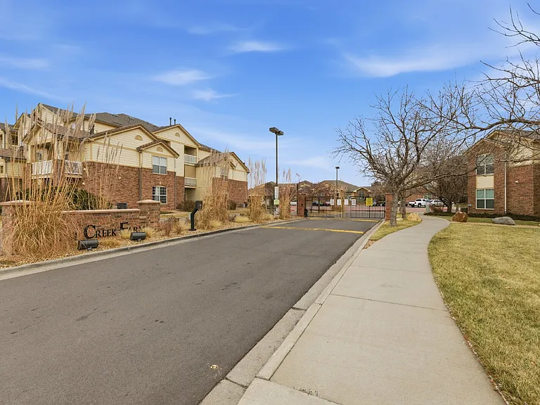 5726 N Genoa Way #301 — Photo 18