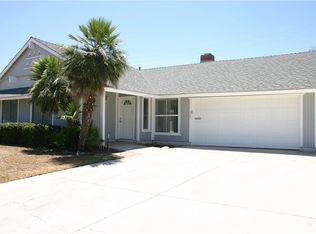 322 Gilmore Dr, Corona, CA 92879