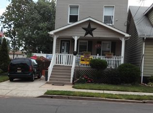 160 High St, Carteret, NJ 07008