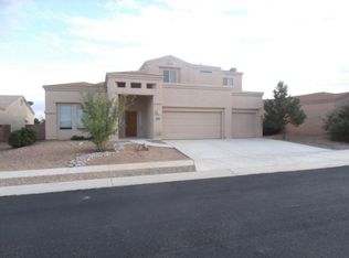 2631 Crimson Clover St SW, Los Lunas, NM 87031