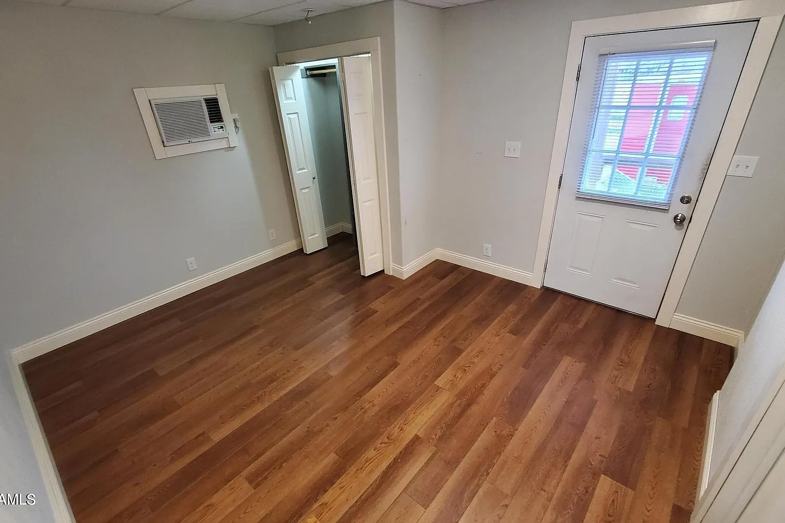 1 bed, 500 sqft, $975 — Photo 3