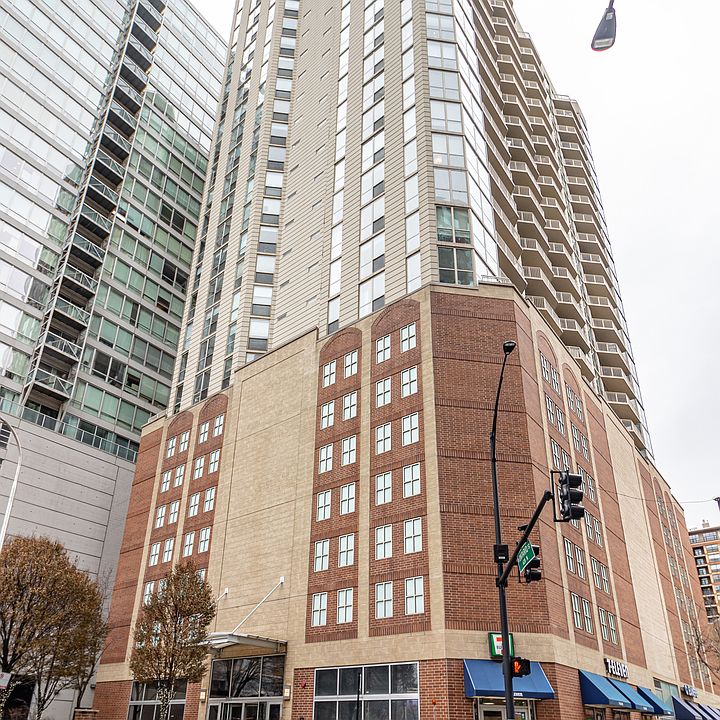 1st image of 645 N Kingsbury St APT 1006