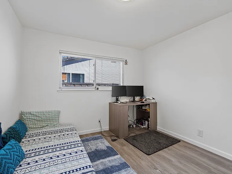25309 Meredith Ct — Photo 17